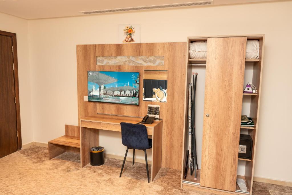 Abraj Almarzam Hotel Room