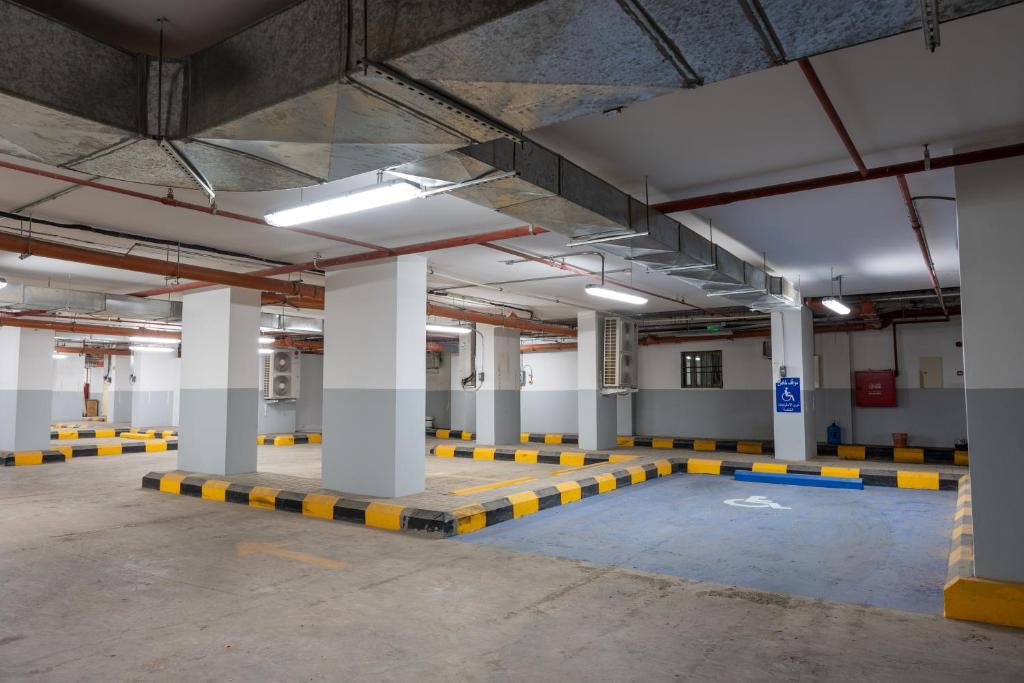 Abraj Almarzam Hotel Parking