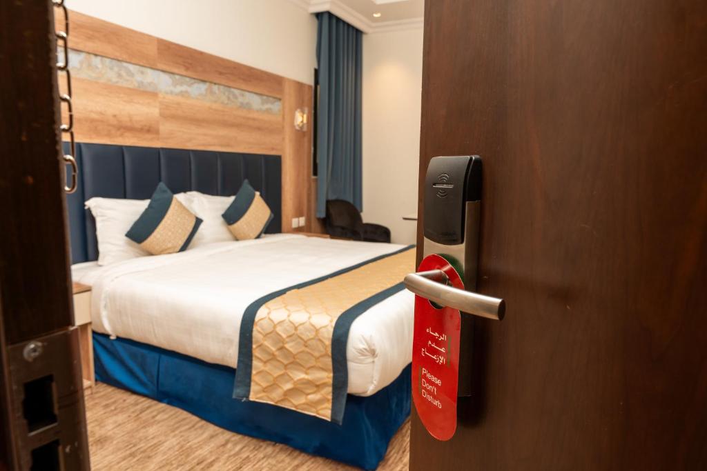 Abraj Almarzam Hotel Bedroom