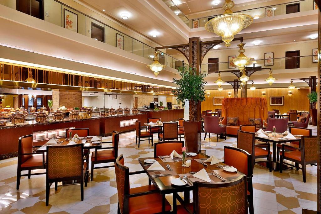 Makkah Marriott Hotel Dining