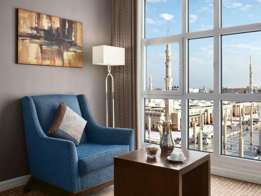 Anwar Al Madina hotel side window view